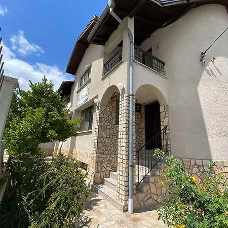 Gæstehus виктория Raduil